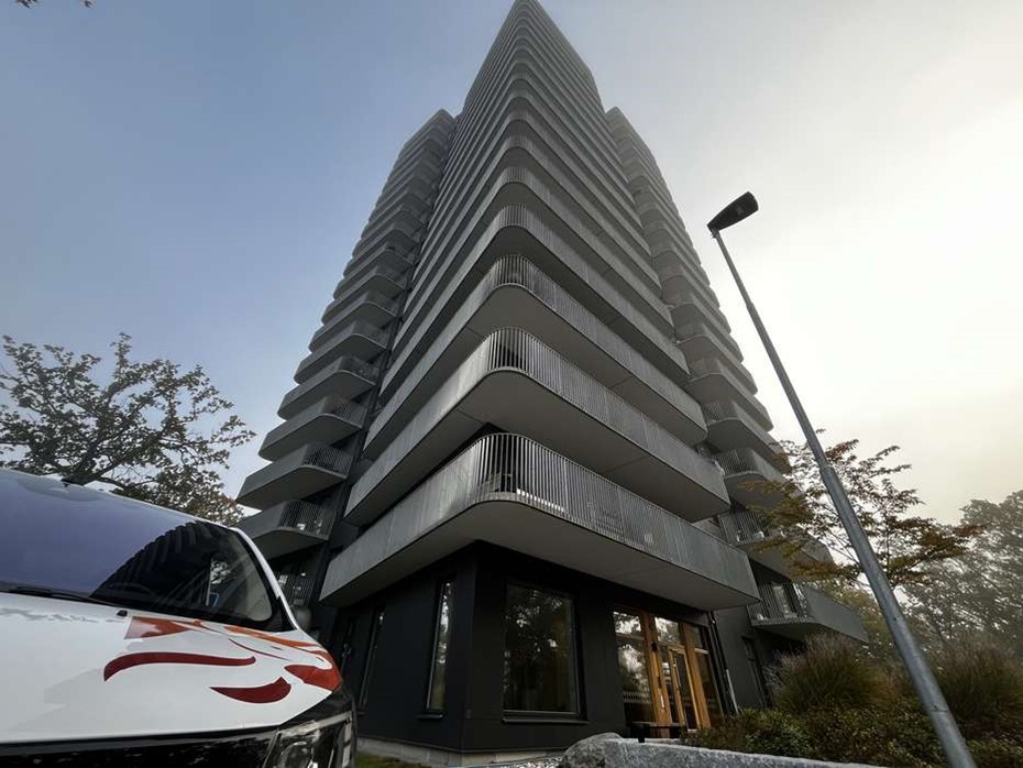 Hjdarjobb att spola Vattentornet p Solberget