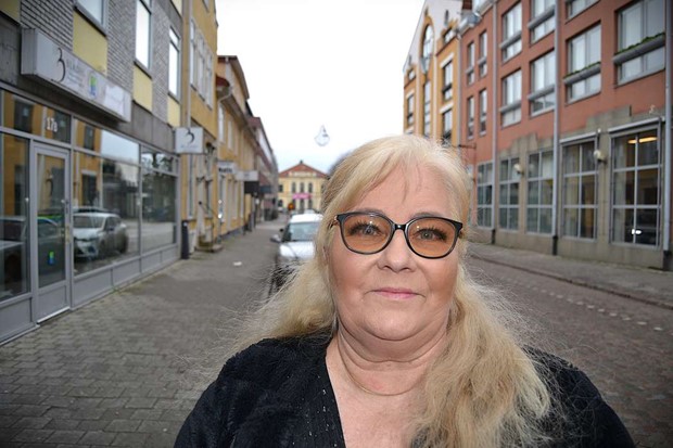 SD vill ha kontor för återvandring i Araby: ”Många invandrare längtar hem” SD vill ha kontor för återvandring i Araby: ”Många invandrare längtar hem”