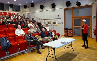 Mnga fretagare i Lammhult ville trffa kommunen