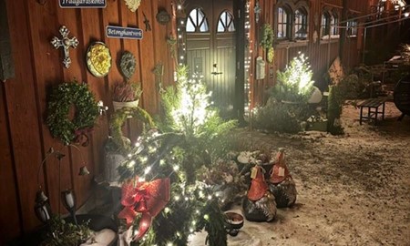 Stensjmla Grd bjuder p gammaldags julmagi