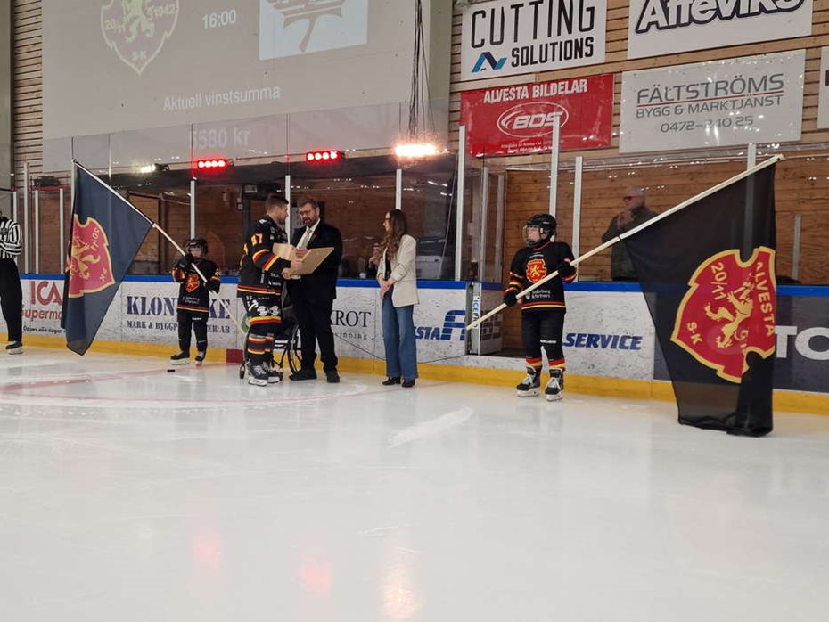 Robert Rosn har ftt Alvesta kommuns frsta Hedersutmrkelse