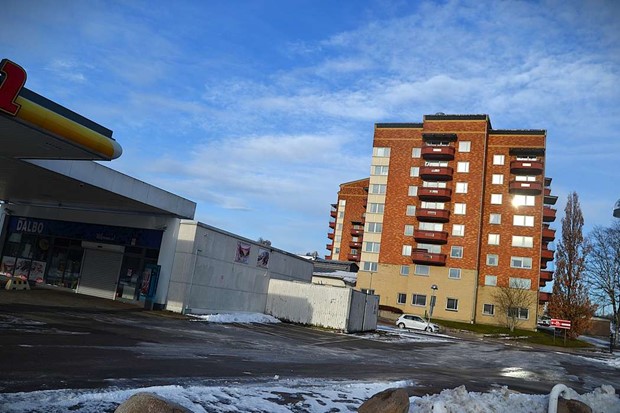 Tv mn fr fngelse fr misshandel p Dalbo