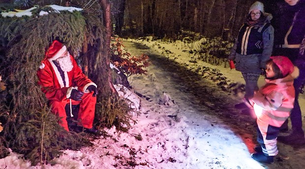 Snart dags för Tomte-smyg – en jultradition i Alvesta Snart dags för Tomte-smyg – en jultradition i Alvesta