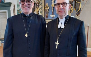 Kyrkoherde Tobias Starkhar mottagits av biskopen