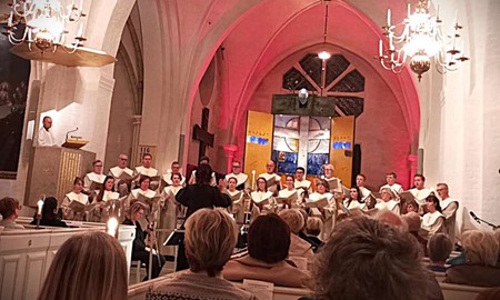 Julens toner sj�ngs ut i domkyrkan