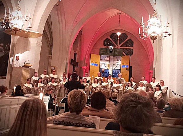 Julens toner sj�ngs ut i domkyrkan