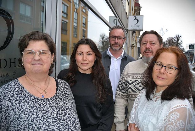 Annamaria s�ljer Bladhs till Klarahill 