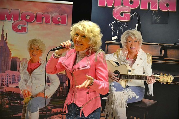 Mona G vill göra om succén på Café Fontaine Mona G vill göra om succén på Café Fontaine