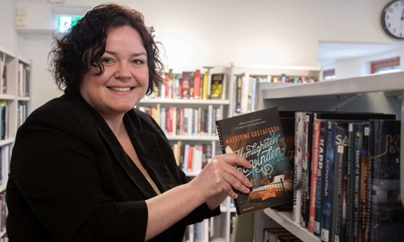 Madeleine forts�tter trollbindamed Lyckeholms hemligheter