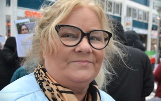 Wikelund: �Folk fr�n det r�da blocket g�r till SD�