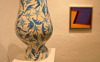 F�rg och form i samspel med keramik p� Sigma