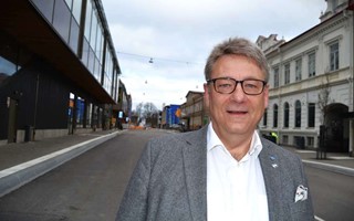 Patrik �kesson blev �vertalad att ge sig in i politiken igen 