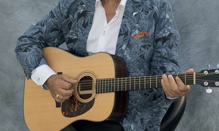 Hasse Andersson till Urshult � �Jag �lskar fortfarande att spela� 