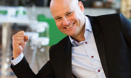 Max S�derpalm om att v�ga s�lja h�lsa