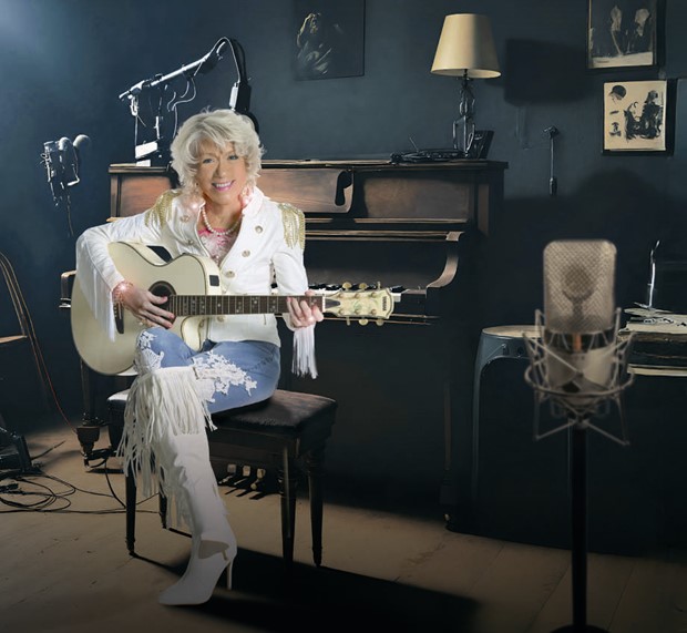 Mona G kan vinna fint pris på Nalen i Stockholm Mona G kan vinna fint pris på Nalen i Stockholm