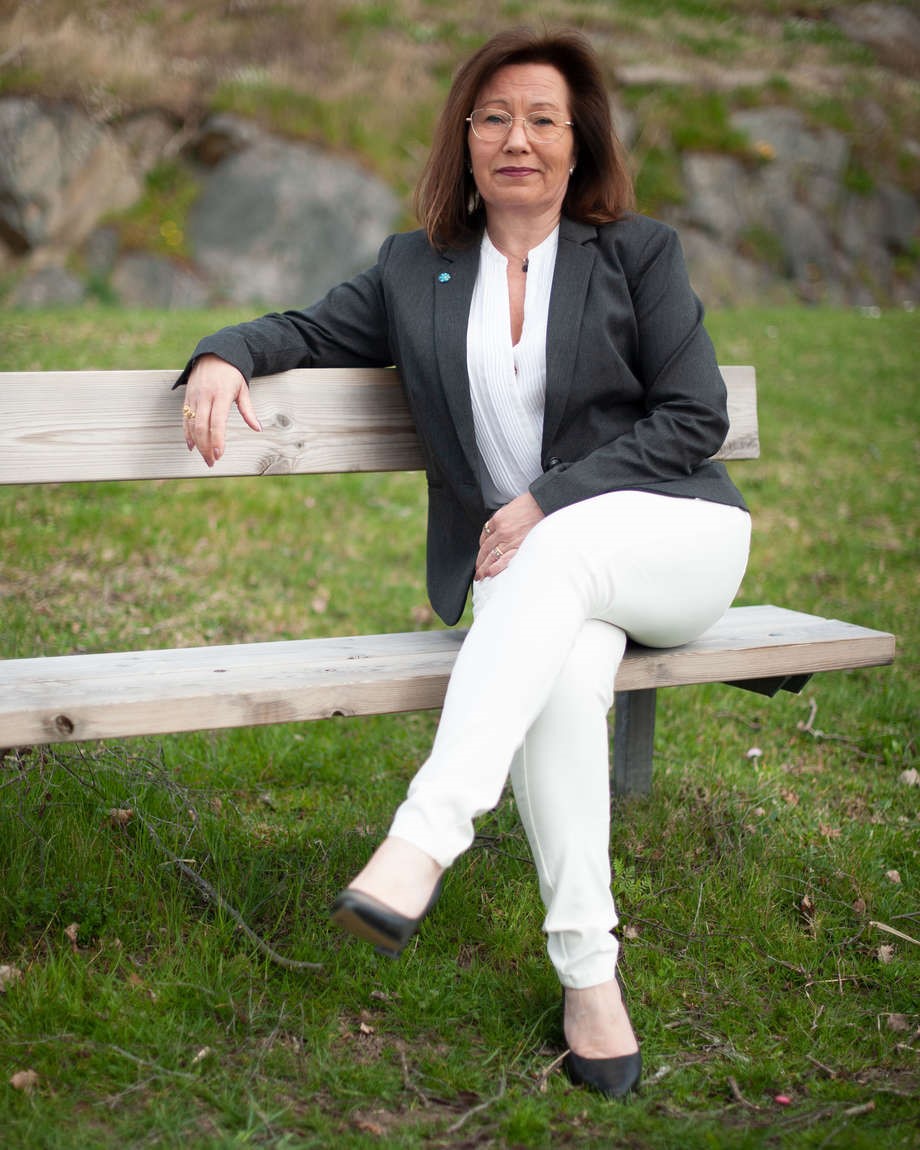 �Vi s�ljer inte v�r politik f�r att f� en titel eller en stol�