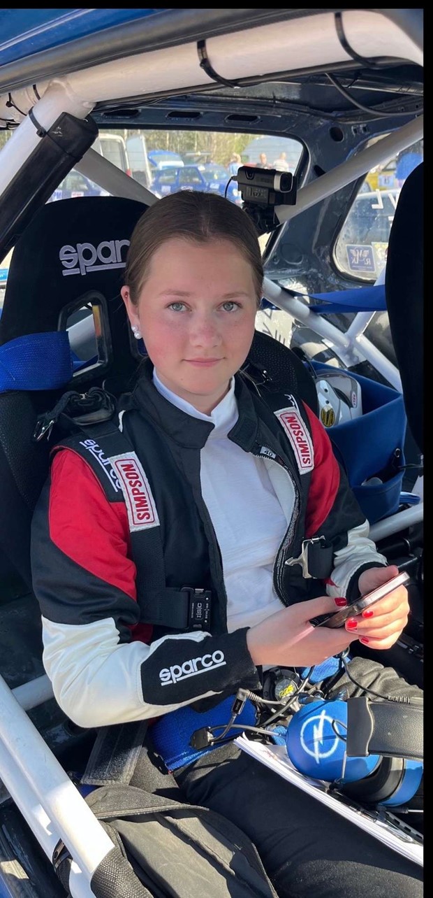 Sj�lvs�ker kart-l�sare redo f�r Vilda Ryd Racet 