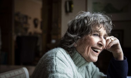 Siw Malmkvist inviger Tyrolens nya vagnshotell 