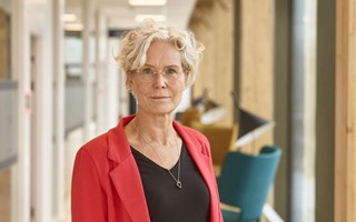 Skolpersonal i V�xj� f�r nya regn- och ytterkl�der f�r 3 miljoner