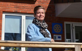 F�rfattarbes�k inspirerade unga elever p� Hackebackeskolan