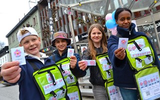 Speakers Corner var s�ljstart f�r �rets majblomma i V�xj�