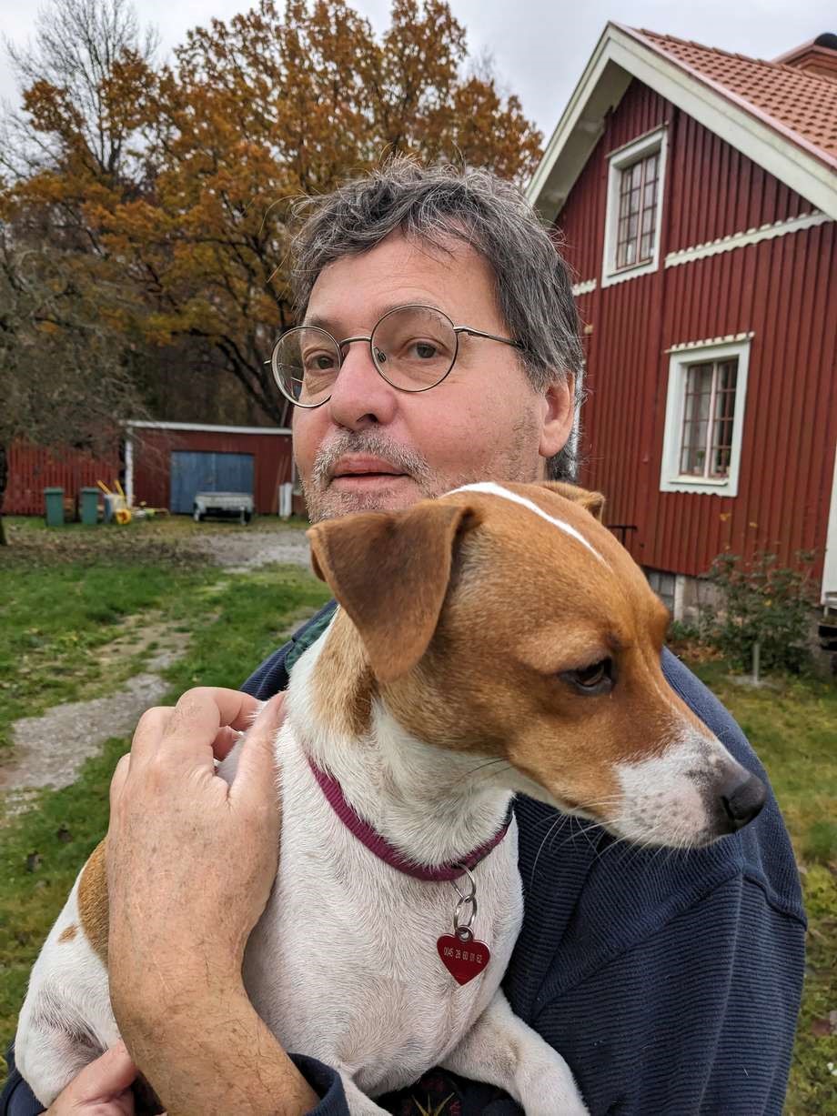 Speciell vas st�lls ut p� vernissage i Tingsryd