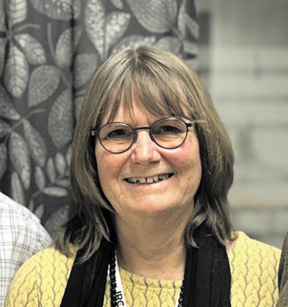 Dr�mstart f�r nya v�rdpartiet � medlemmarna str�mmar in