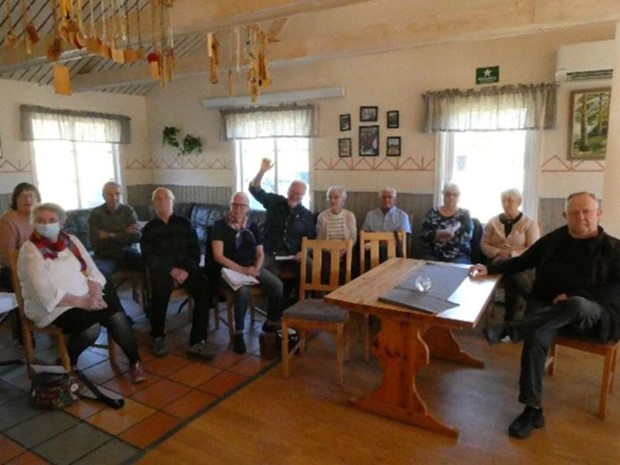 J�mn kamp i Allvetart�vlingen � avgjordes p� utslagsfr�ga