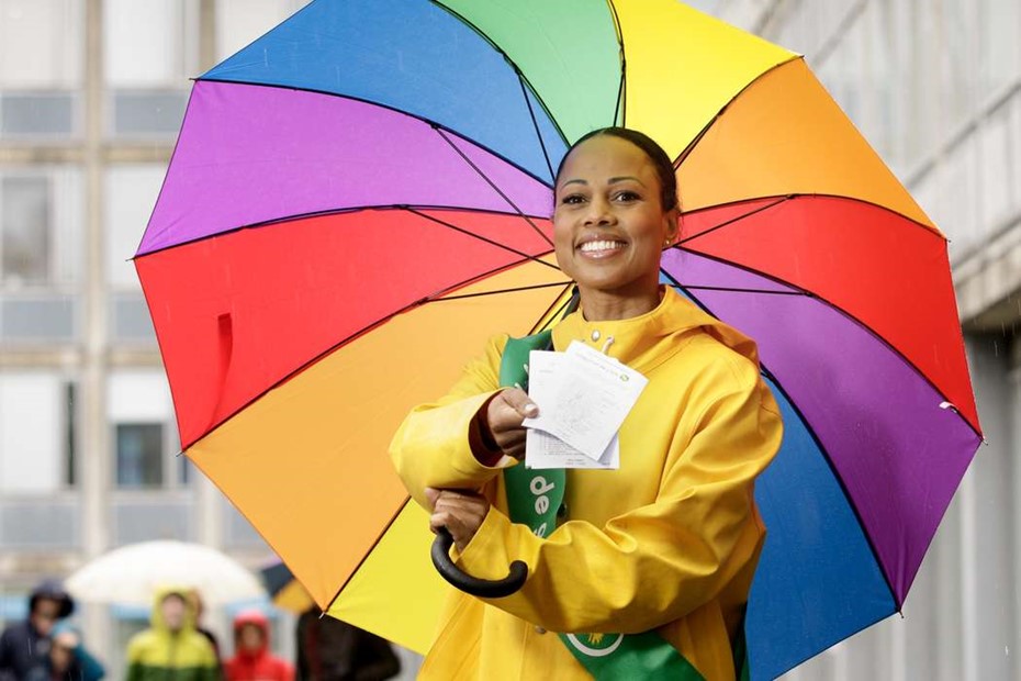 Alice Bah Kuhnke och Amanda Lind till Pride i V�xj� 