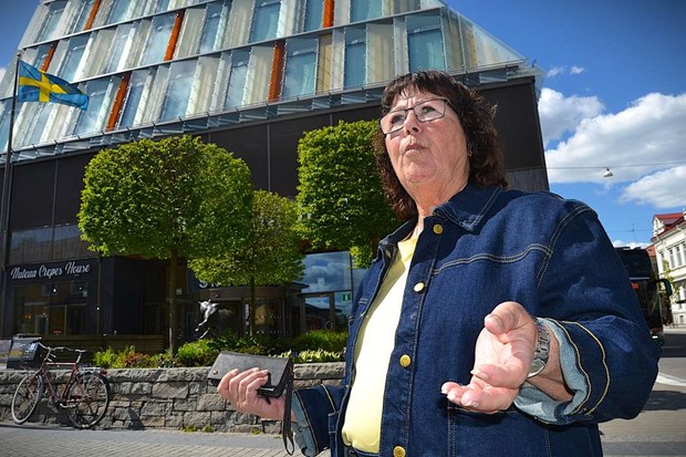 Handikapp-ordf�rande riktar skarp kritik mot politiker
