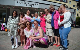 Textilgruppen firar 30 �r: �Vi ger varandra k�rlek�