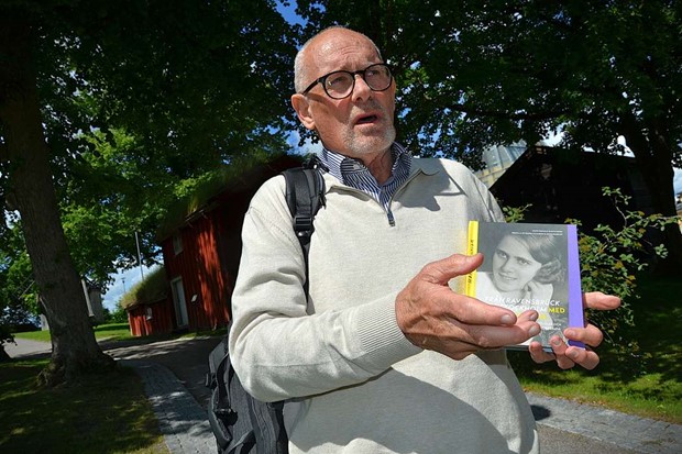Hans mor var ett av tusentals Jehovas vittnen som överlevde nazisternas läger Hans mor var ett av tusentals Jehovas vittnen som överlevde nazisternas läger