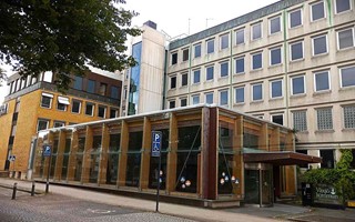 Gamla kommunhuset s�ljs f�r 40 miljoner