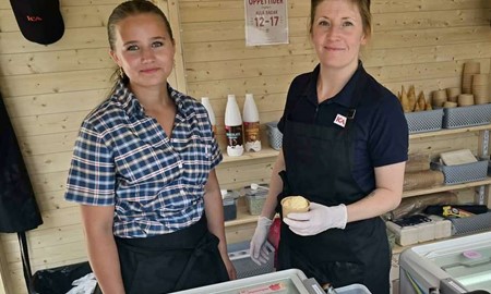 Nu kan de servera glass i stora lass
