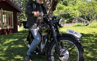 Motortr�ff med fina veteranfordon i L�dja