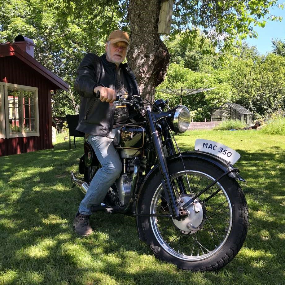 Motortr�ff med fina veteranfordon i L�dja