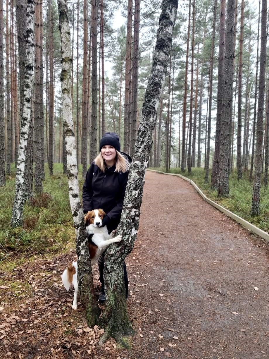 Gemenskap och tr�ning �r lika viktigt n�r Nathalie ordnar hundpromenader 