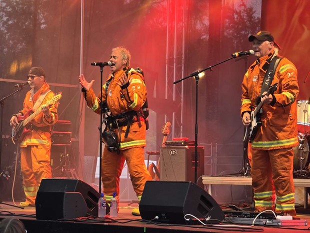 Kosta-dagarna avslutades med storslagen final inf�r stor publik