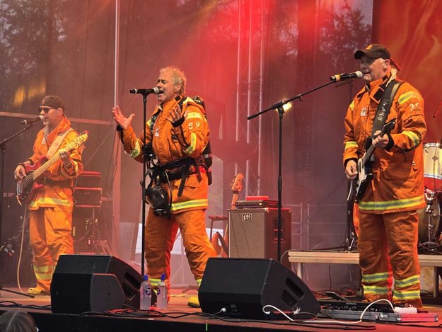Kosta-dagarna avslutades med storslagen final inf�r stor publik