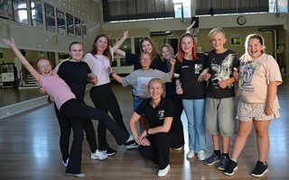 Swing firar 40 �r med ungdomlig dansgl�dje