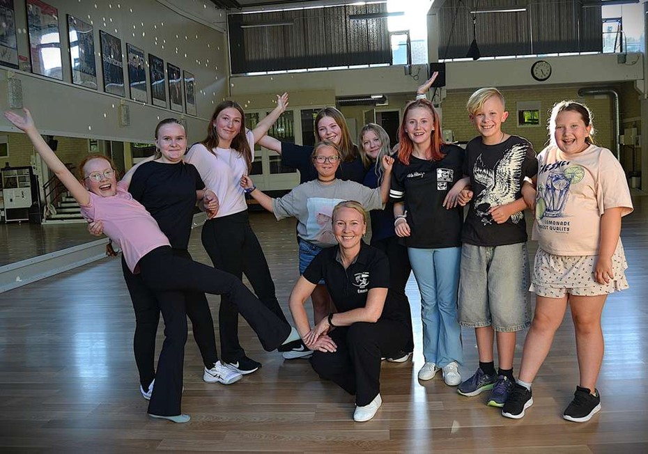 Swing firar 40 �r med ungdomlig dansgl�dje