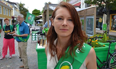 Rebecka Le Moine ger djuren en r�st i riksdagen 