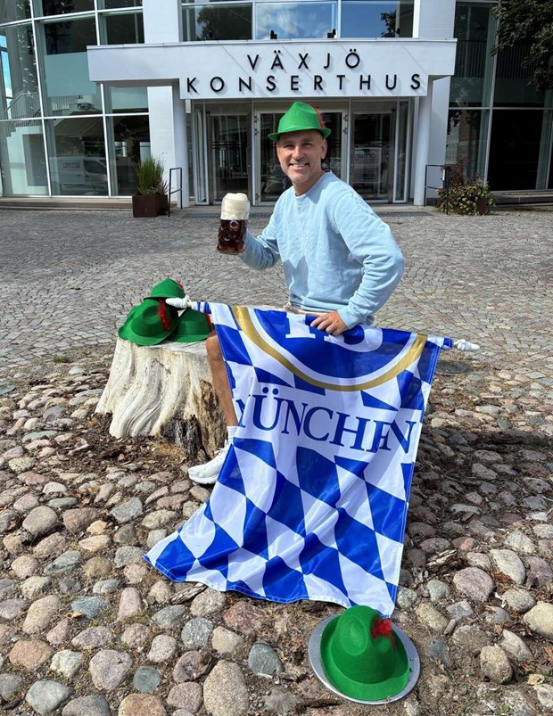 Oktoberfest med lederhosen och tysk festmusik i V�xj�