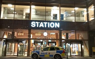 Man hotade vakter: �Jag kommer skicka 15-�ringar p� er� 