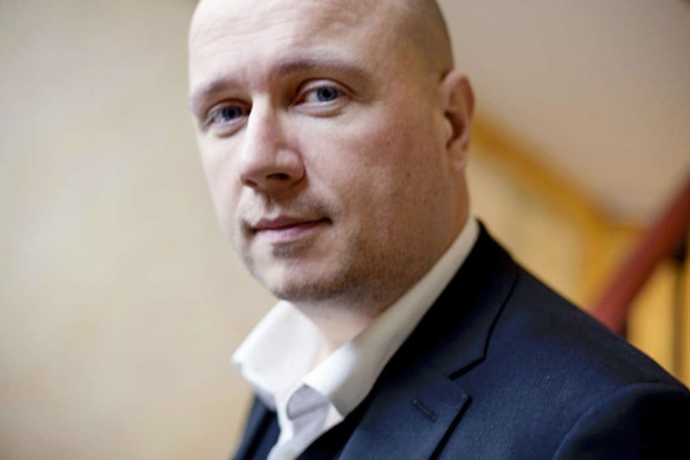 Torbj�rn Elensky h�ller f�redrag om P�r Lagerkvist i V�xj� 