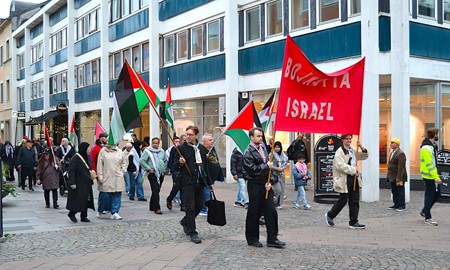 �Fruktansv�rt smakl�st att anv�nda den 7 oktober till att terrorst�mpla Israel�